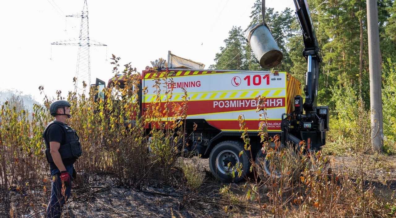 Сапери ліквідували наслідки російської масованої атаки 26 серпня - 4 - зображення