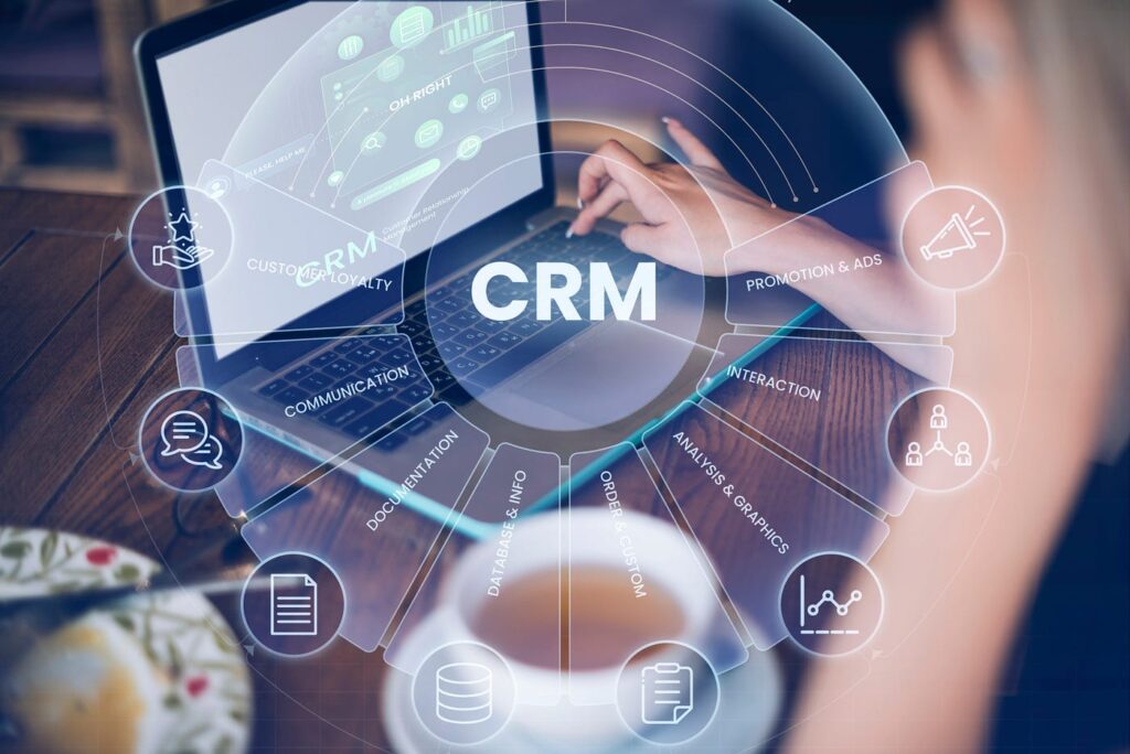 бесплатная CRM