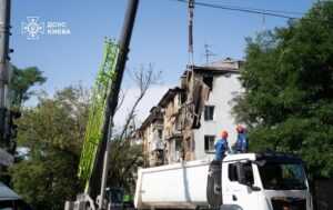 70c699cb2744fd29daee5e1805198b98