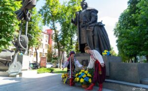 Київ святкує День Конституції: концерти, виставки, екскурсії.