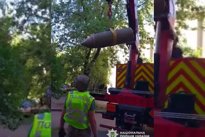 Уламки ракети біля київської багатоповерхівки: подробиці та фото