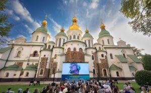 bouquet kyiv stage: озброєні красою у серпні – дев'ятий столичний фестиваль