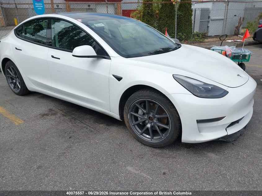 купить Tesla Украина