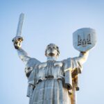 До «Батьківщини-матері» без бар’єрів: у Києві автобус №26 запускають на вихідні