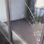 Київ під вогнем: Нічна атака РФ пошкодила будівлю посольства Литви