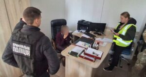 100 тис. грн за посвідку: Вінниччина викрила схему легалізації іноземців