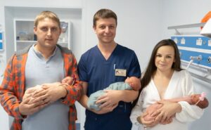 Дев'ять див за добу: столичний перинатальний центр вітає двійнят і трійнят