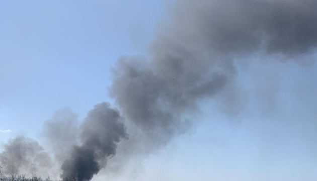 Київщина під вогнем: атаковано цивільні об’єкти в чотирьох районах.
