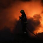 Київщина під вогнем: руйнування на чотирьох районах, є постраждала жінка.
