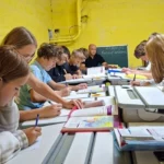 Тривога не зупиняє знання: нові правила в київських школах.