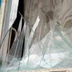 Атака дронів РФ на Бучанщину: пошкоджено будинки, авто та поранено мирного жителя