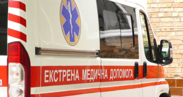 Київ: Дрон-убивця у дворі будинків. Є жертви.