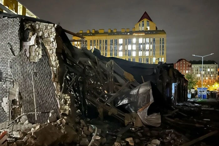 Київ горить: ДСНС показала наслідки нічної атаки – палаючі склади та будинки.
