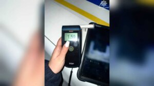 Opel в Подільському: 1,59 проміле – водія відсторонили від керма.