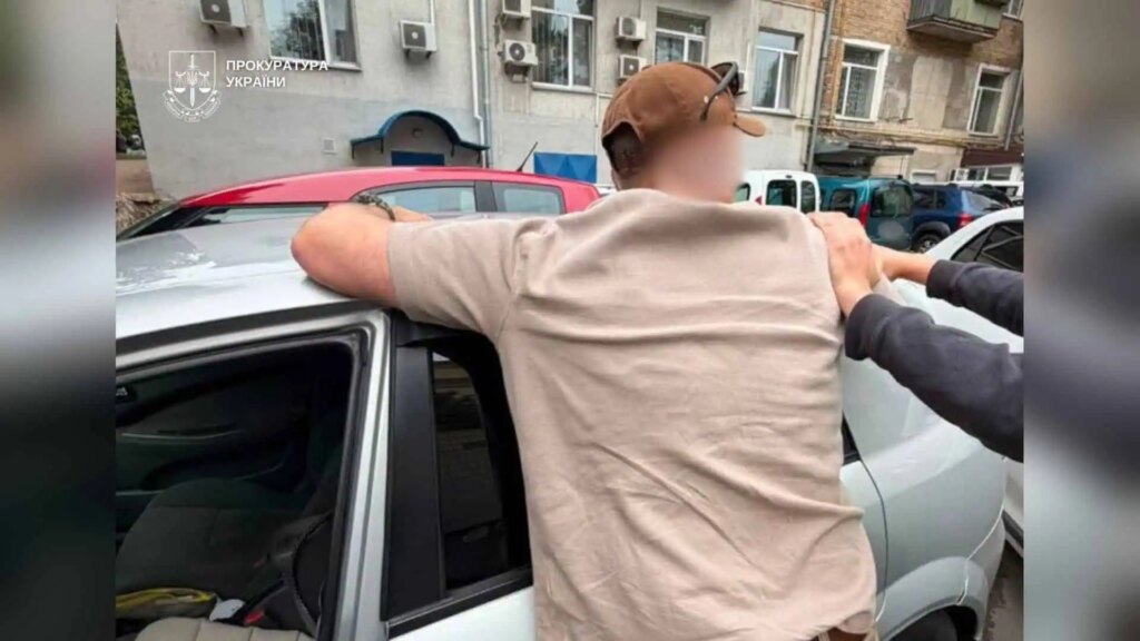 Шахраї нажилися на пенсіонерах: за псевдо-СБУ крали мільйони.
