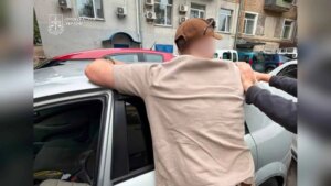 Шахраї нажилися на пенсіонерах: за псевдо-СБУ крали мільйони.